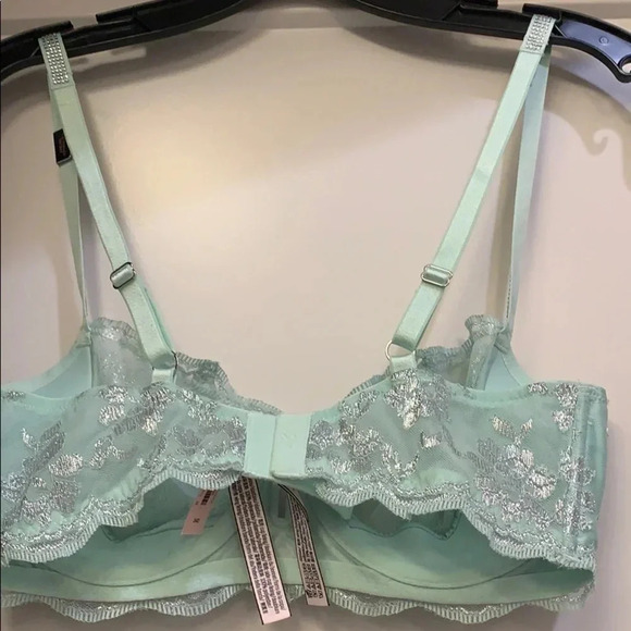 Victoria’s Secret Dream Angel Push Up Bra Sequin Straps NWT - Picture 3 of 11